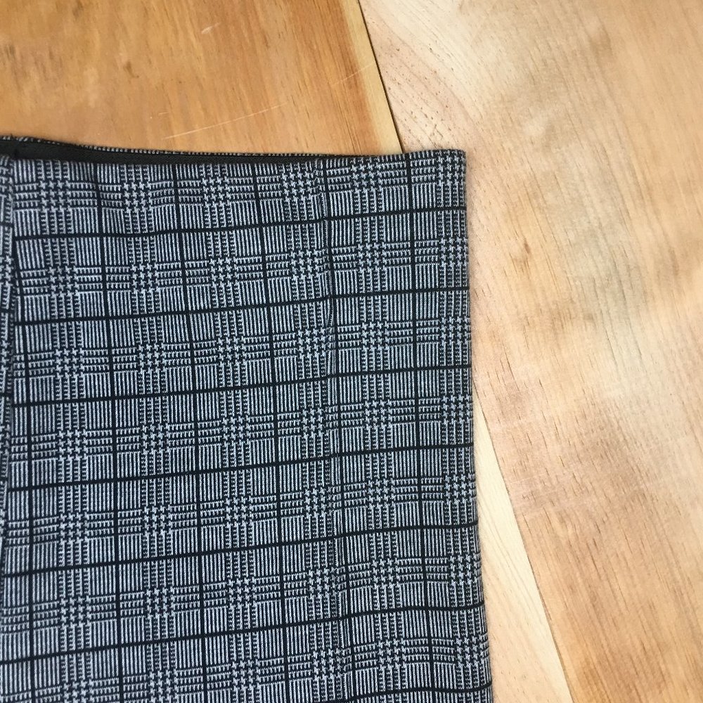 Lea & Viola | Plaid High Waist Tights - S